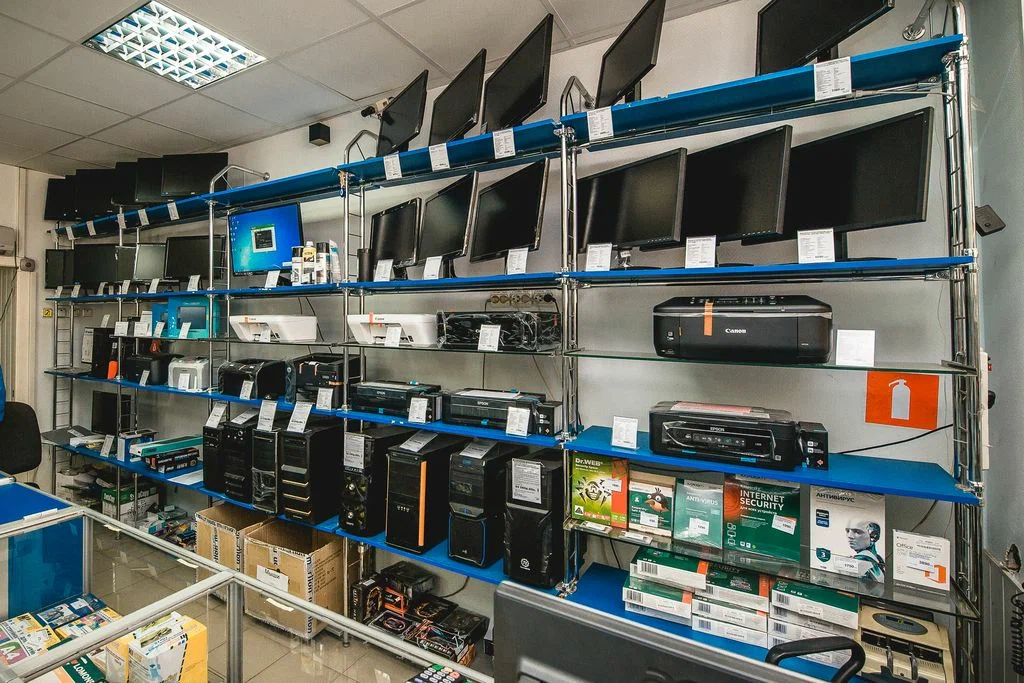 Computer Dealer